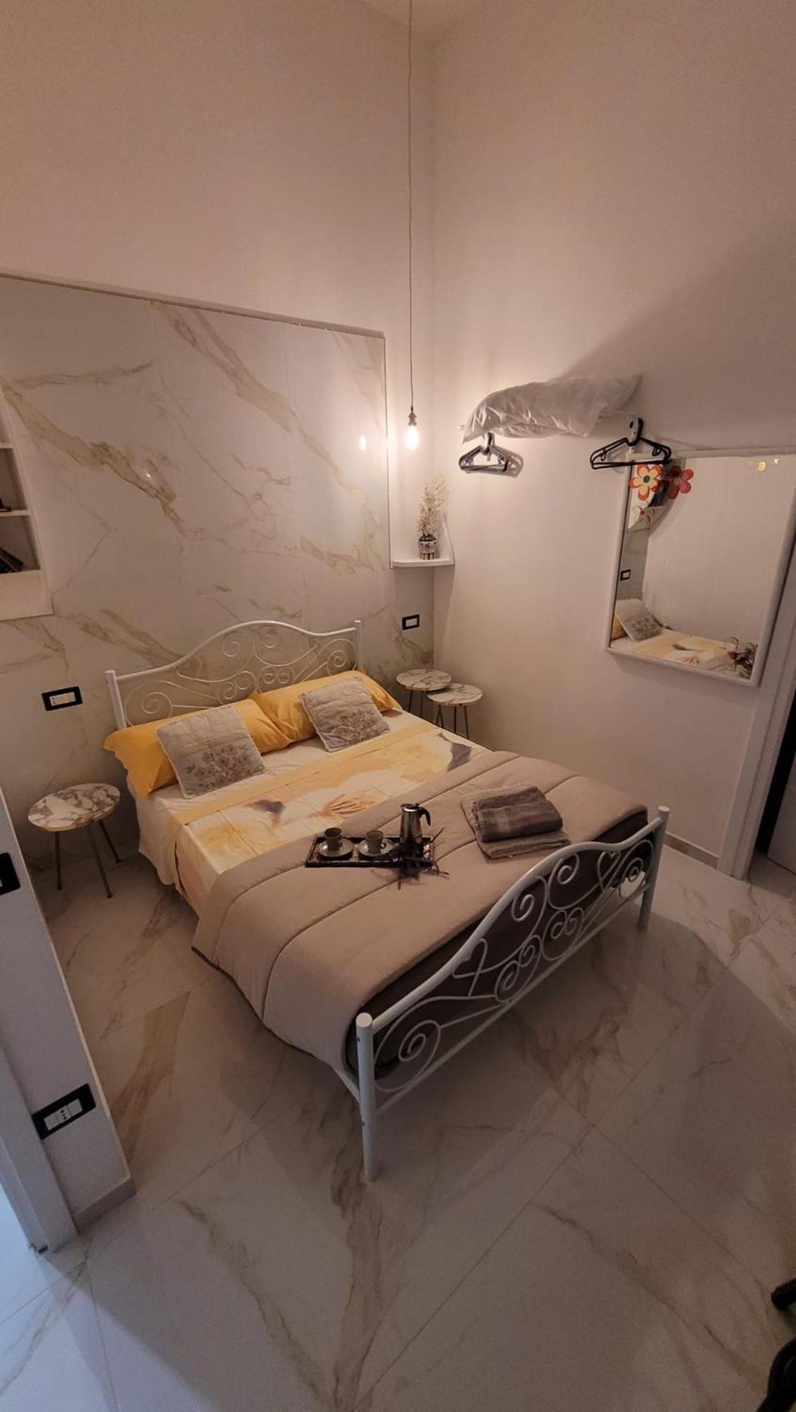 O'Vicolo E Napoli Apartment ภายนอก รูปภาพ